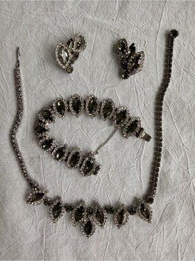Albert Weiss Smoke and Silver Crystal Necklace, Bracelet & Clip-On Earrings